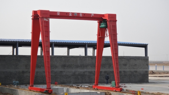 Schneider elektrische Teile und mechanische Einbauteile Bremse Einbogen-Gantry-Kran Q235 Stahlmaterial